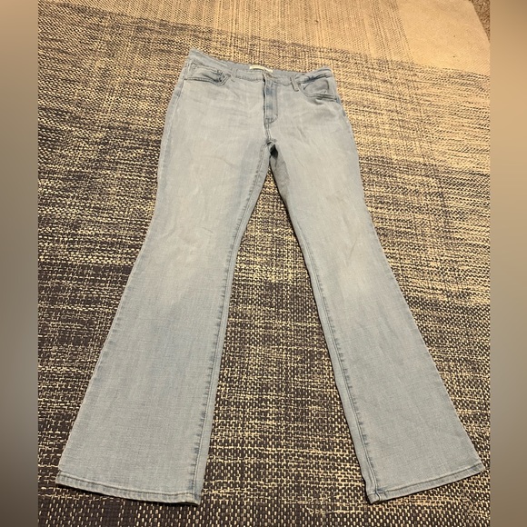 Levi's Denim - Levi’s 725 High Rise Bootcut Jeans size 32x32